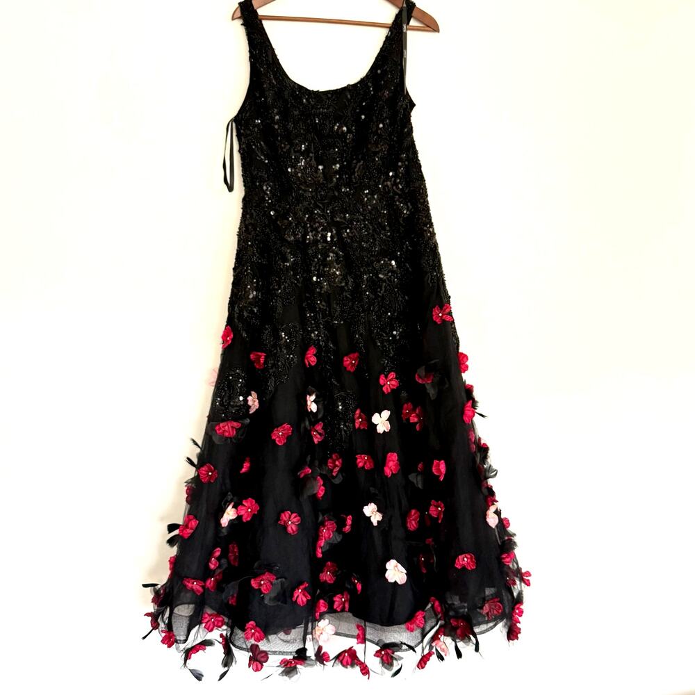 NEW Mag Duggal Sequin Floral Appliqué 3D FlowersBlack Midi Dress Size 10 - Picture 4 of 15